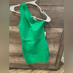 Women’s XS Kelly Green bodycon dress.  NWT